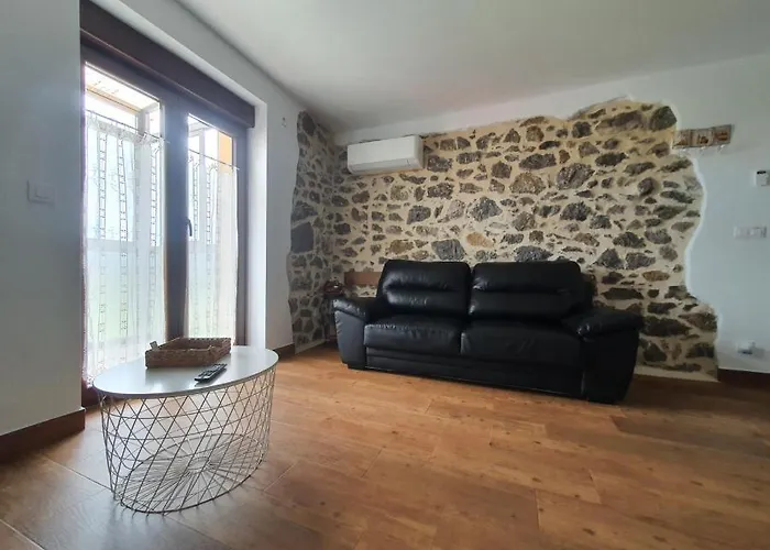 Vados - La Colina Apartment