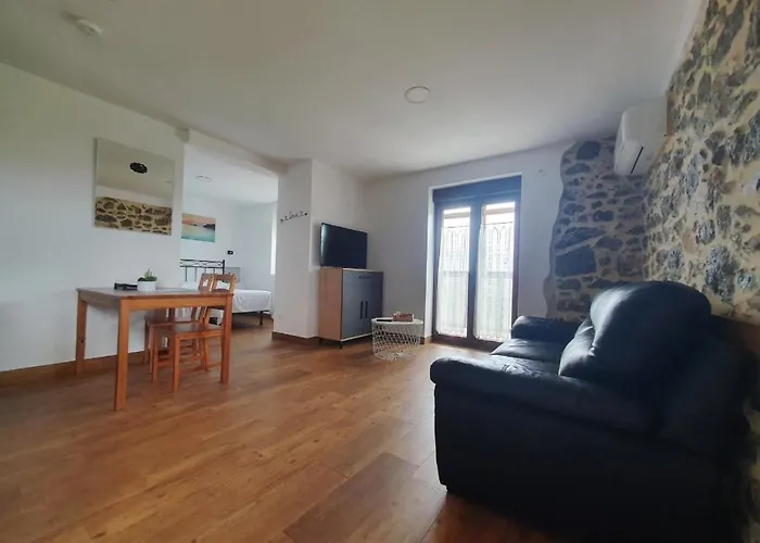 Apartment Vados - La Colina